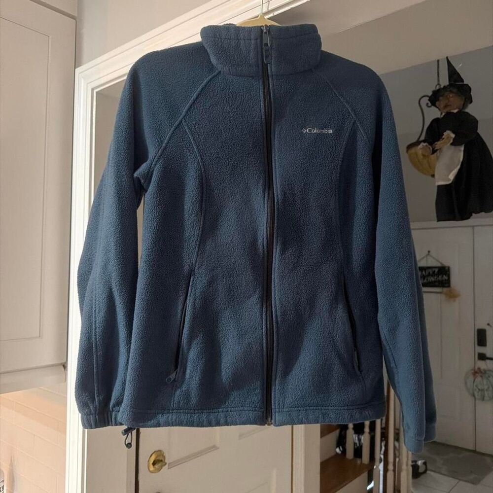 Columbia-sportswear Women's Blue and Navy Jacket